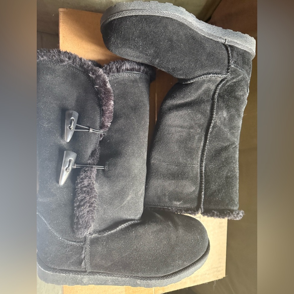 Canyon River Blues Black Suede Boots with Buckles